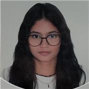Estudiante de 19 años con experiencia en prácticas en un colegio de Primaria, apasionada por trabajar y ayudar a los niños